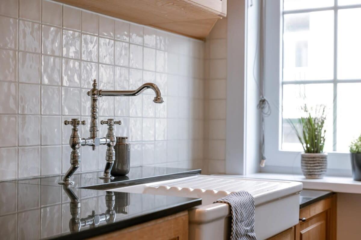 Huswell - Beautiful And Spacious Vacation With Parking *